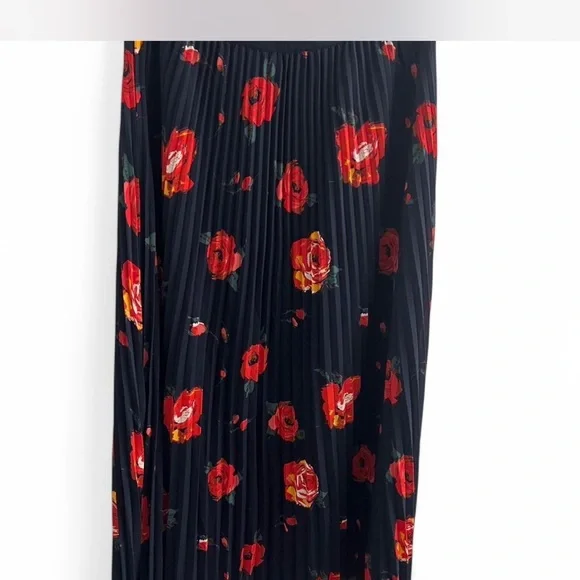 Babaton aritzia Red and Blue Pleated Pencil Midi Skirt - Picture 6 of 6
